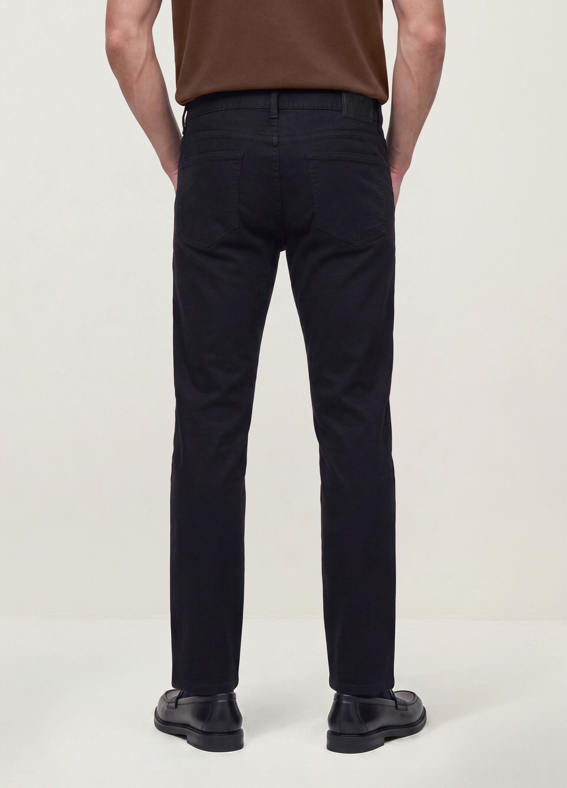 Schwarze Slim-Fit-Hose aus Stretch-Baumwolltwill