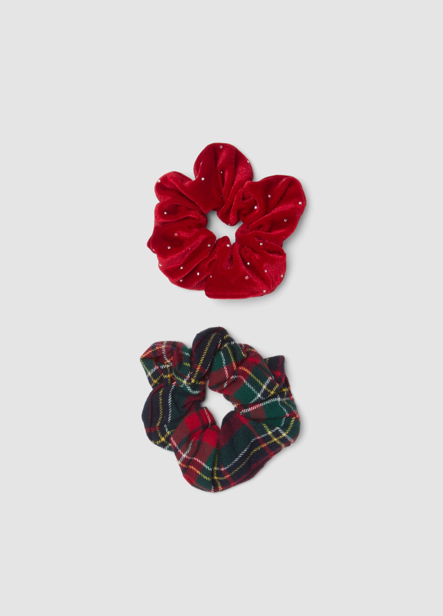 Set di scrunchie rossi in puro cotone a quadri