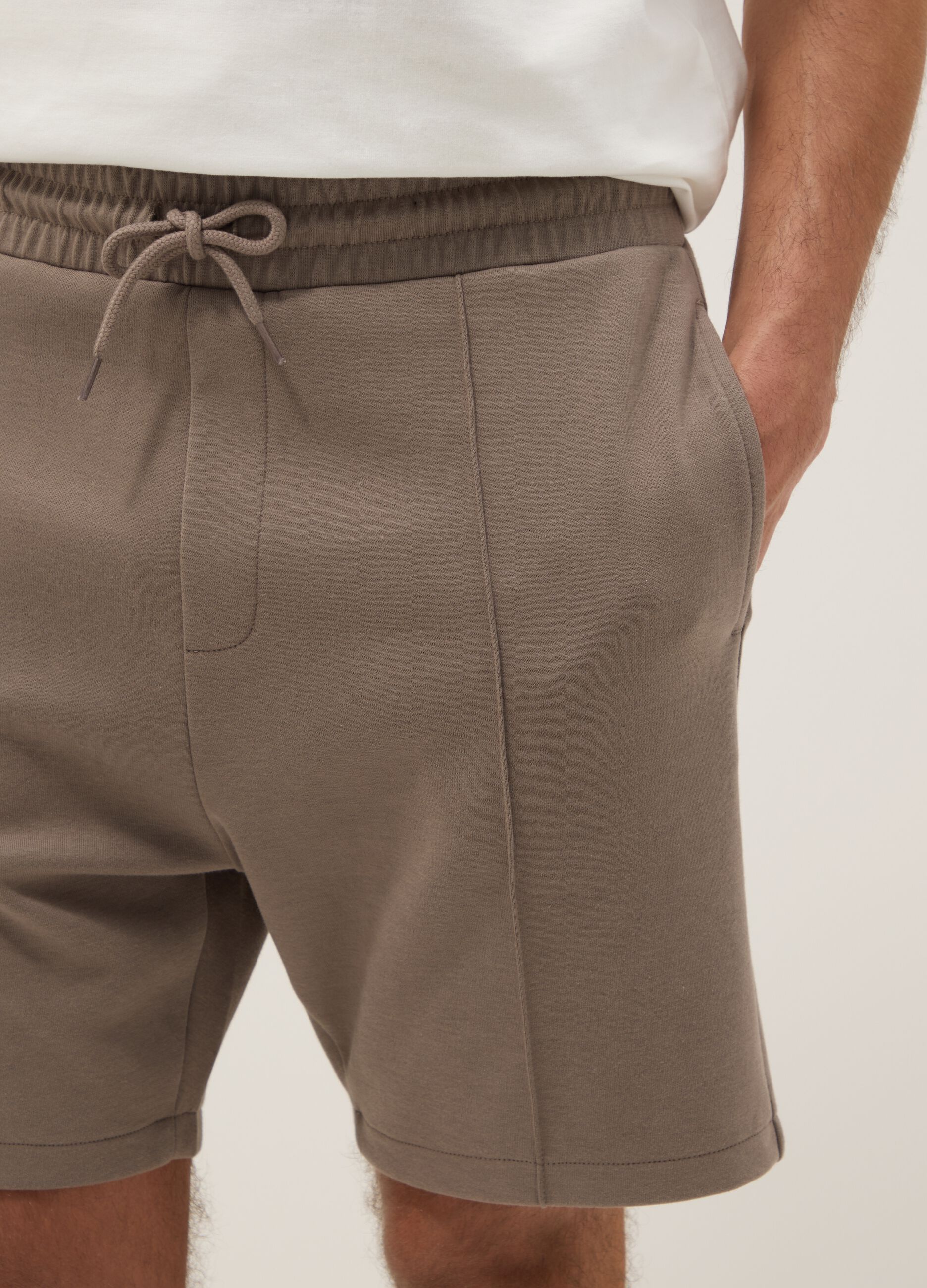 Grey cotton-blend shorts with drawstring, regular fit