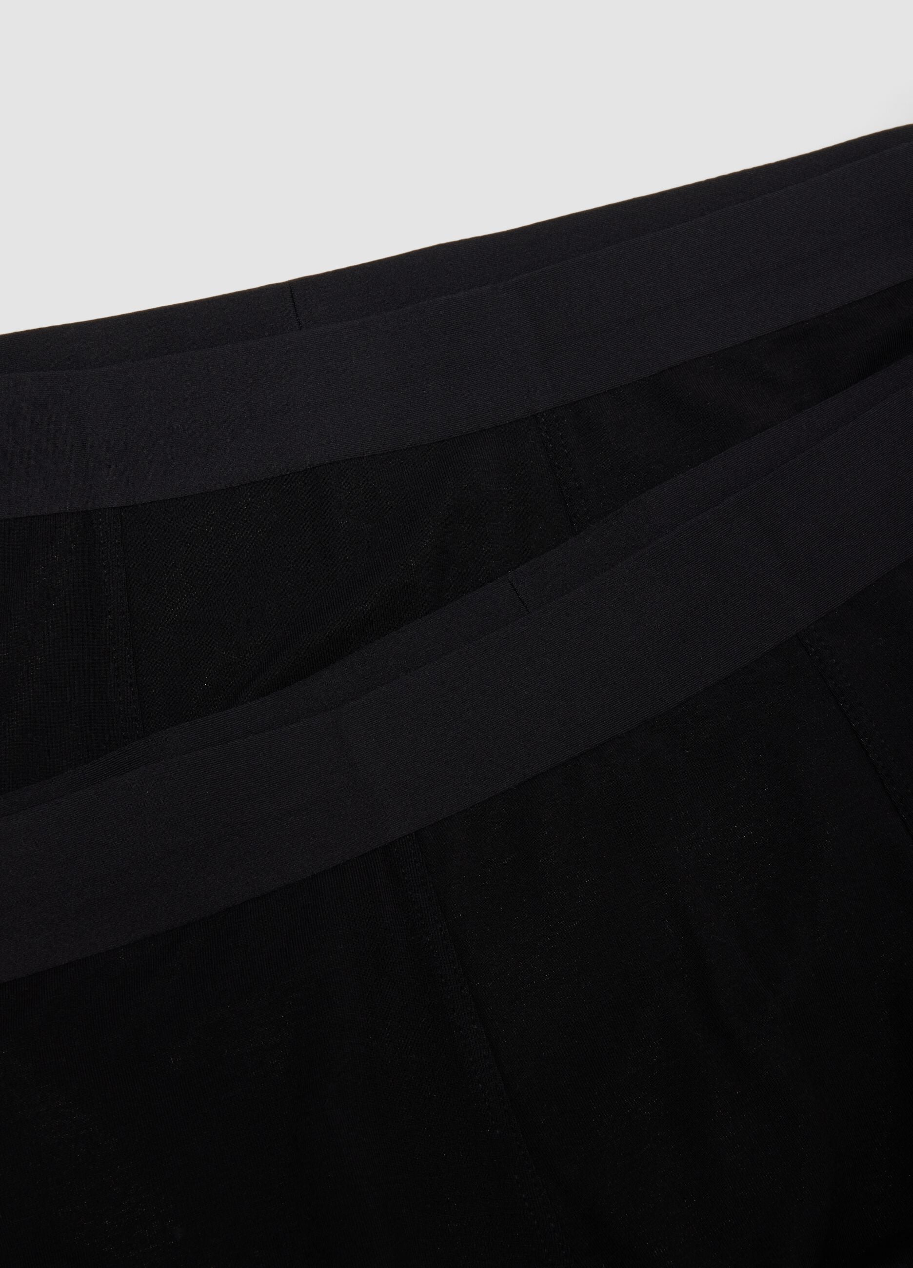 Pack de 2 slips pretos em modal el&aacute;stico