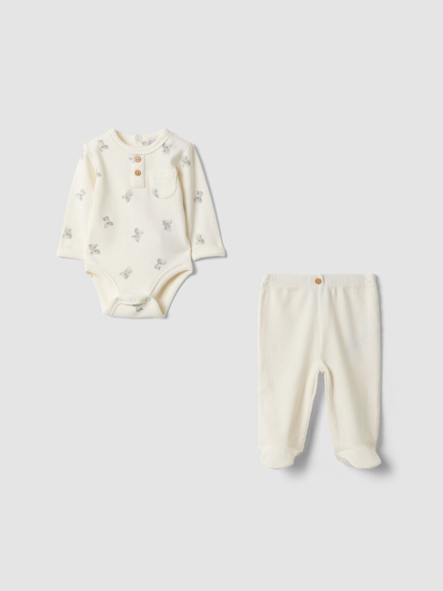 Weisses Set aus Bio-Baumwolle und elastischem Lyocell mit Koala-Prints_0
