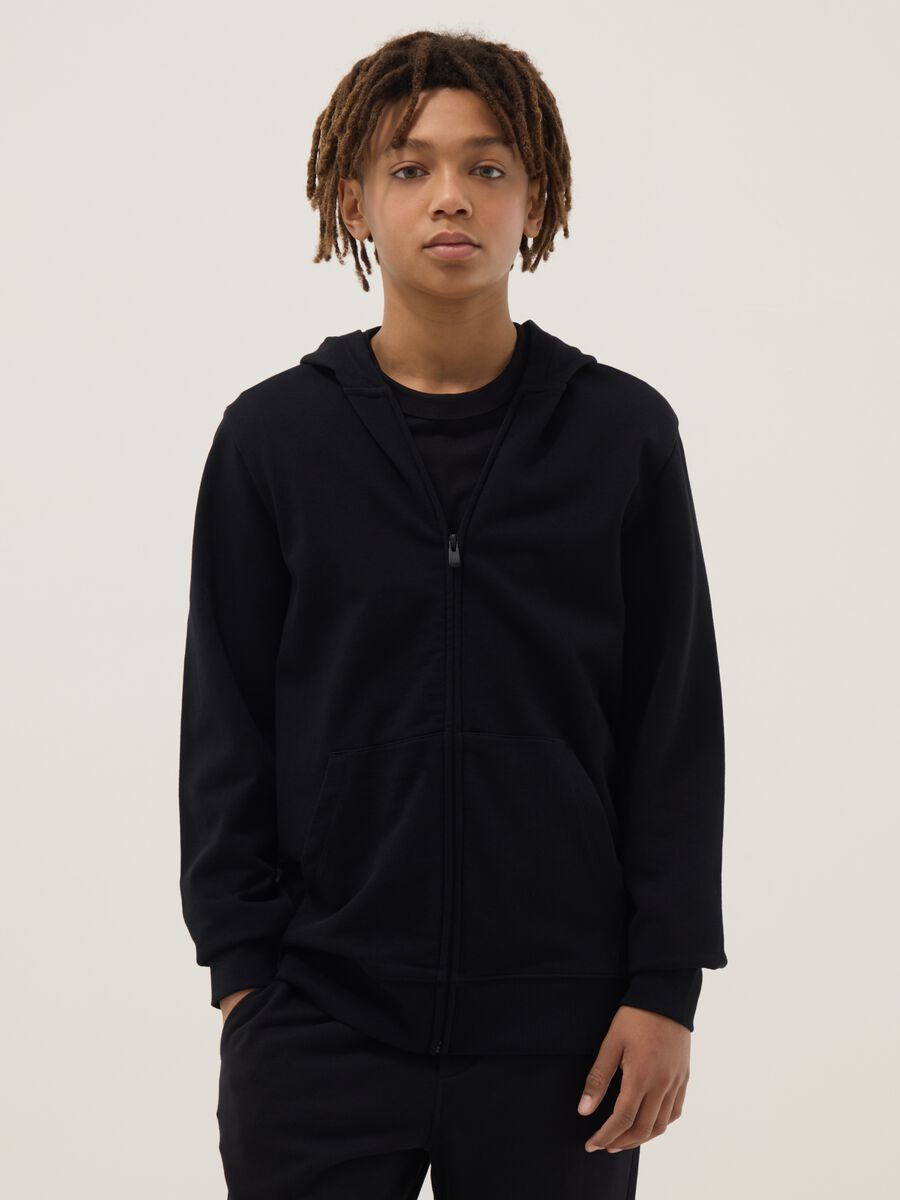 Black hoodie for boys in pure cotton with oversized fit and zip_0