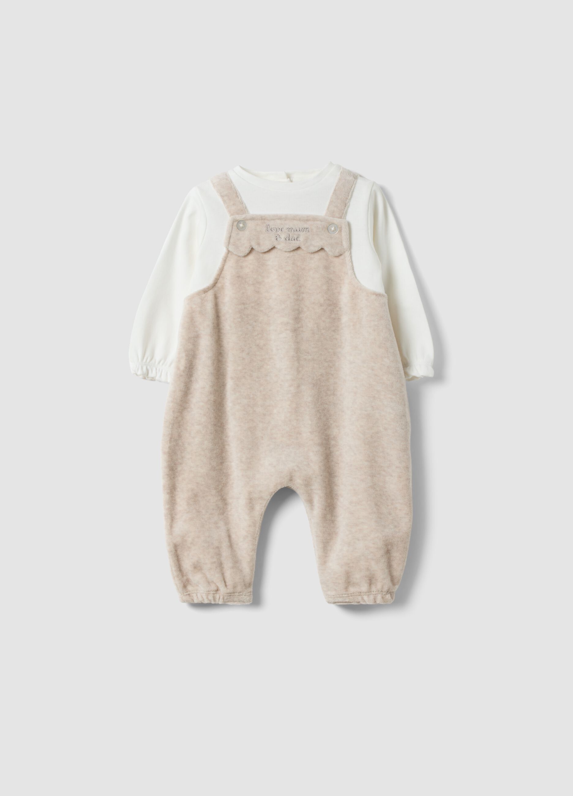 Babygrow bege em mistura de algod&atilde;o org&acirc;nico com body integrado