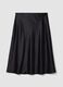 Schwarzer Satin-Midirock aus Stretchmaterial_4