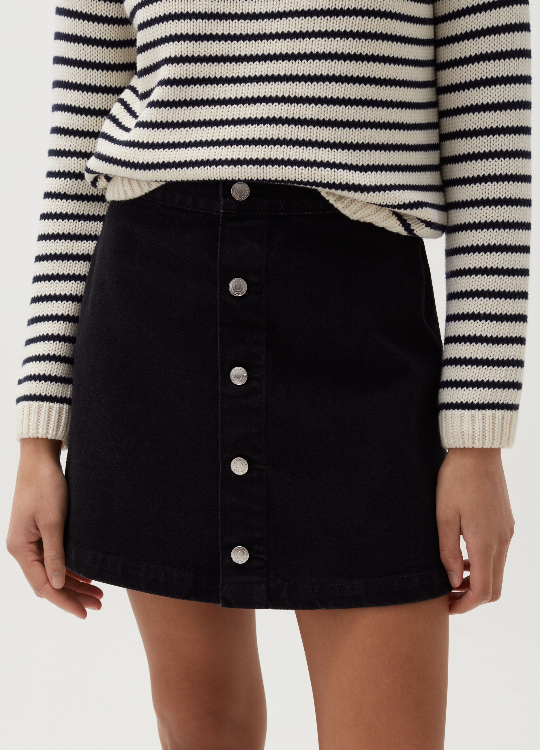 Denim mini skirt with buttons