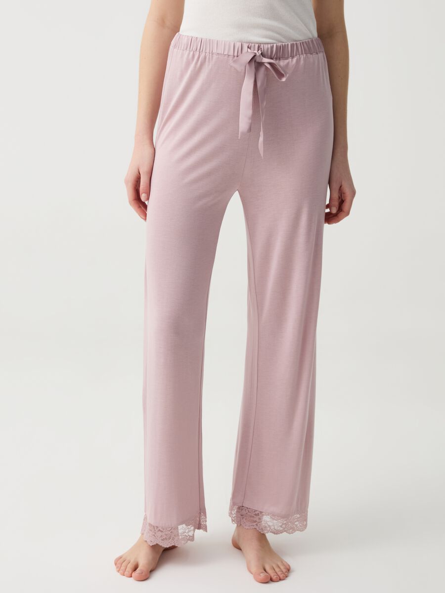 Pyjama trousers with floral lace_1