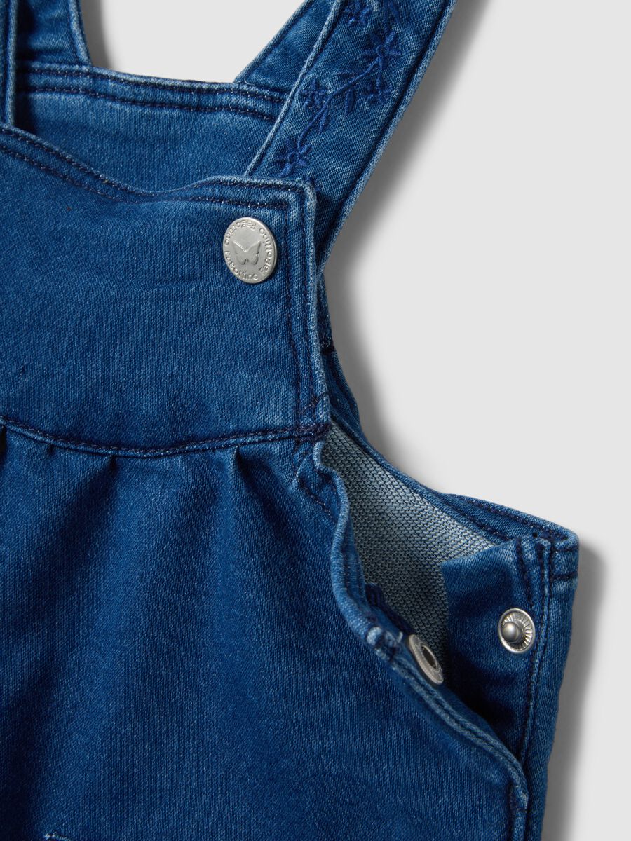 Blue stretchy cotton regular fit dungarees for babies_2