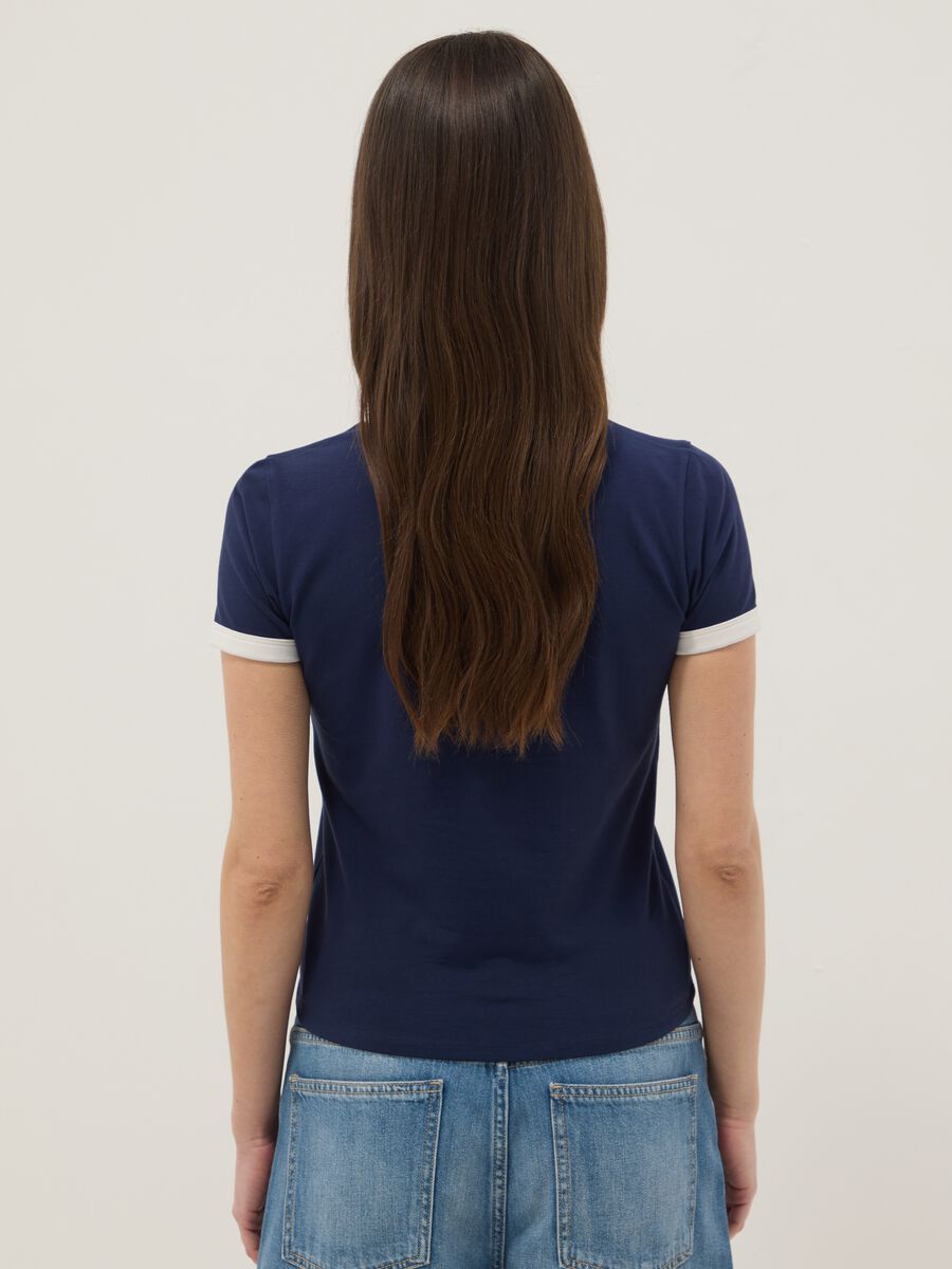 Regular Fit Blaues Stretch-Baumwoll T-Shirt mit Druck_3