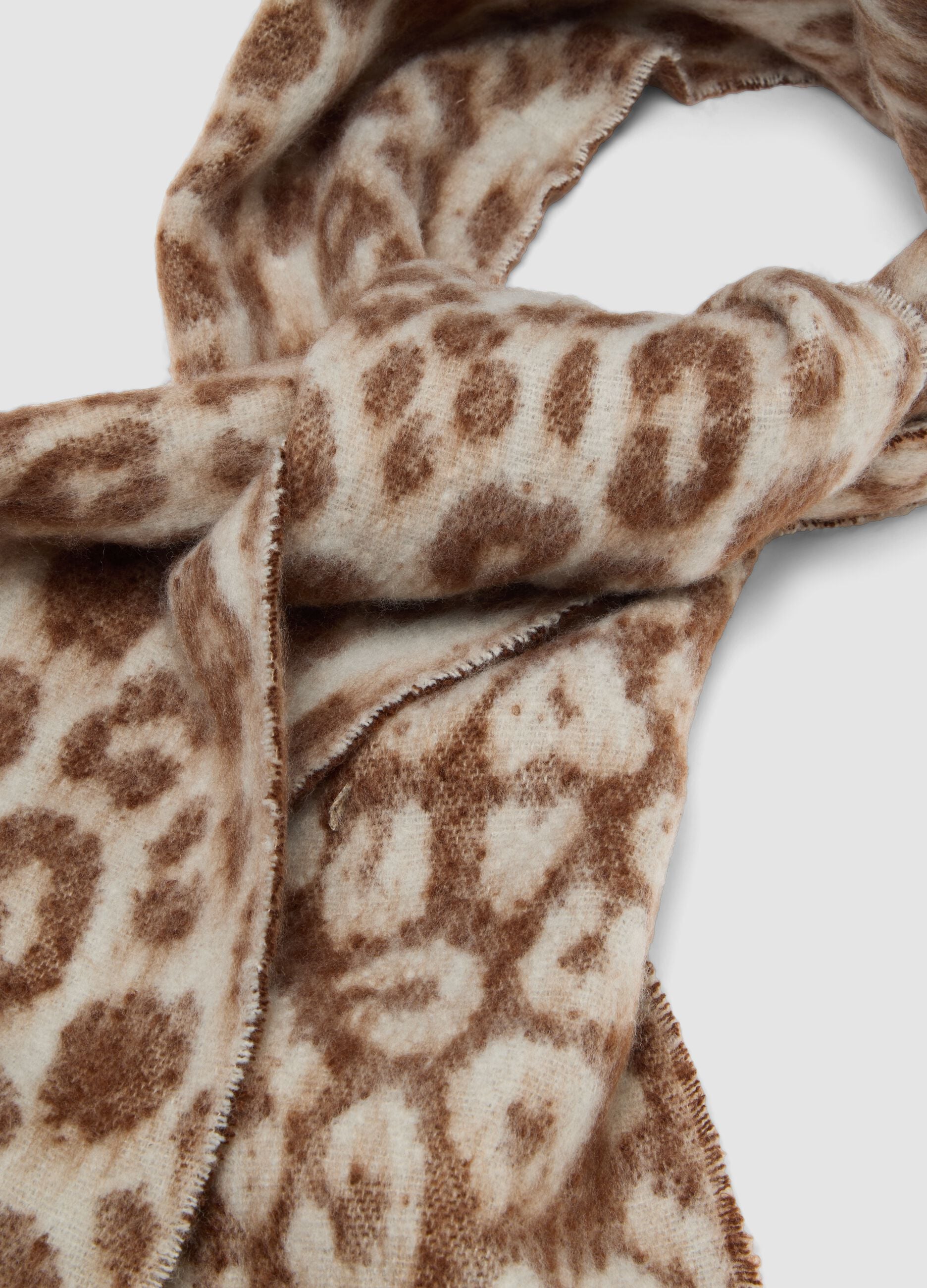 Ivory and light brown animal-print scarf with fringes