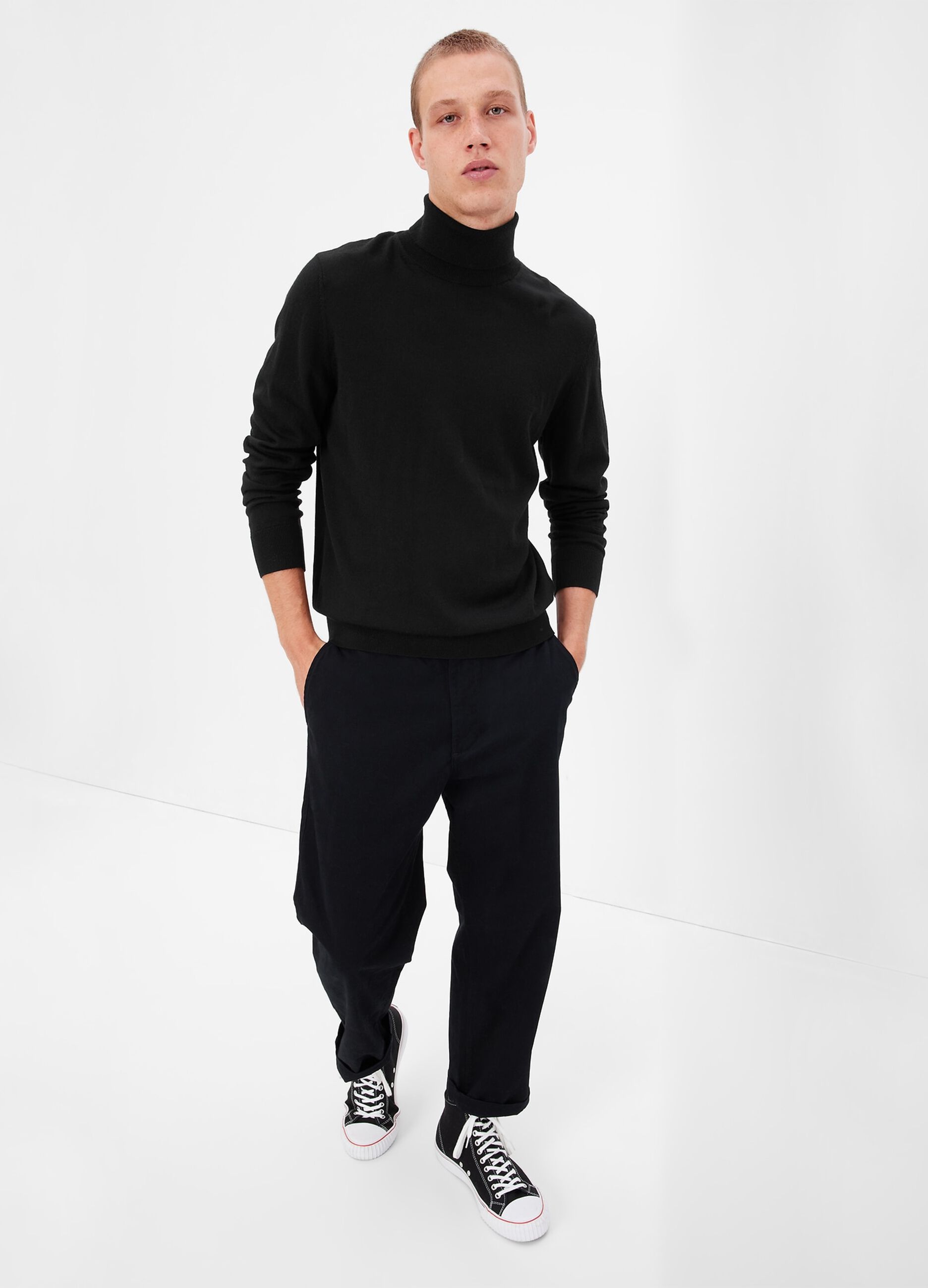 Turtle-neck Merino wool pullover