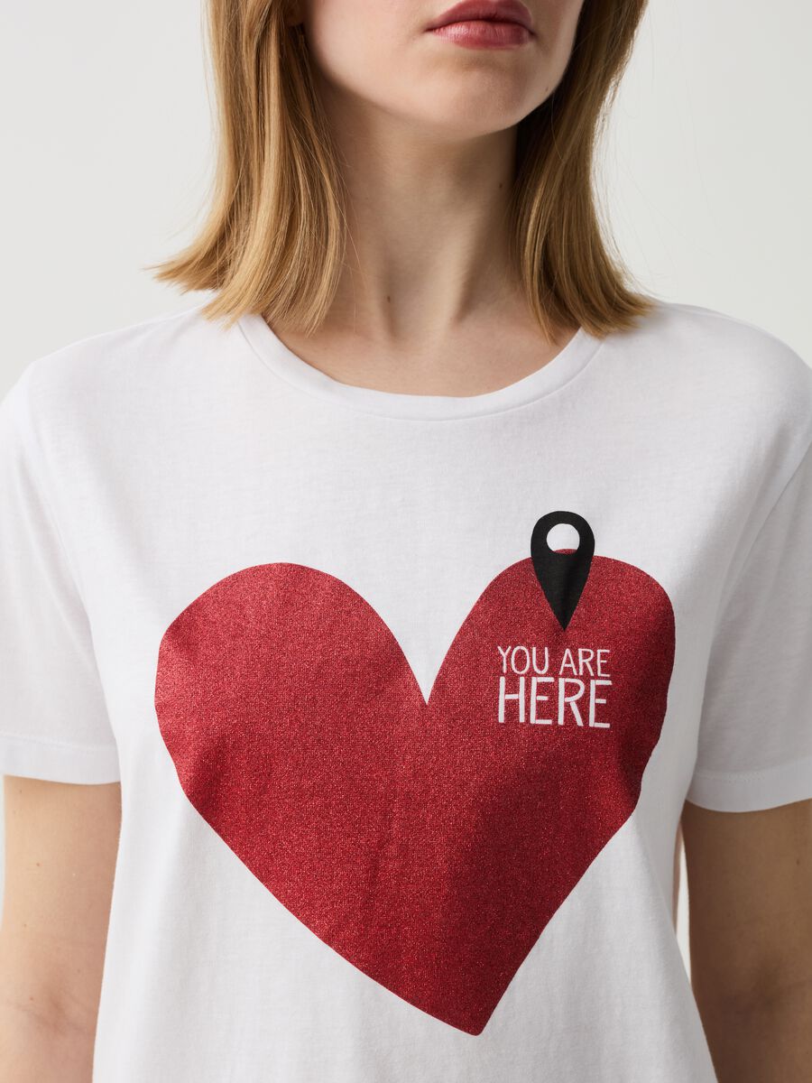 T-shirt with glitter heart print_1