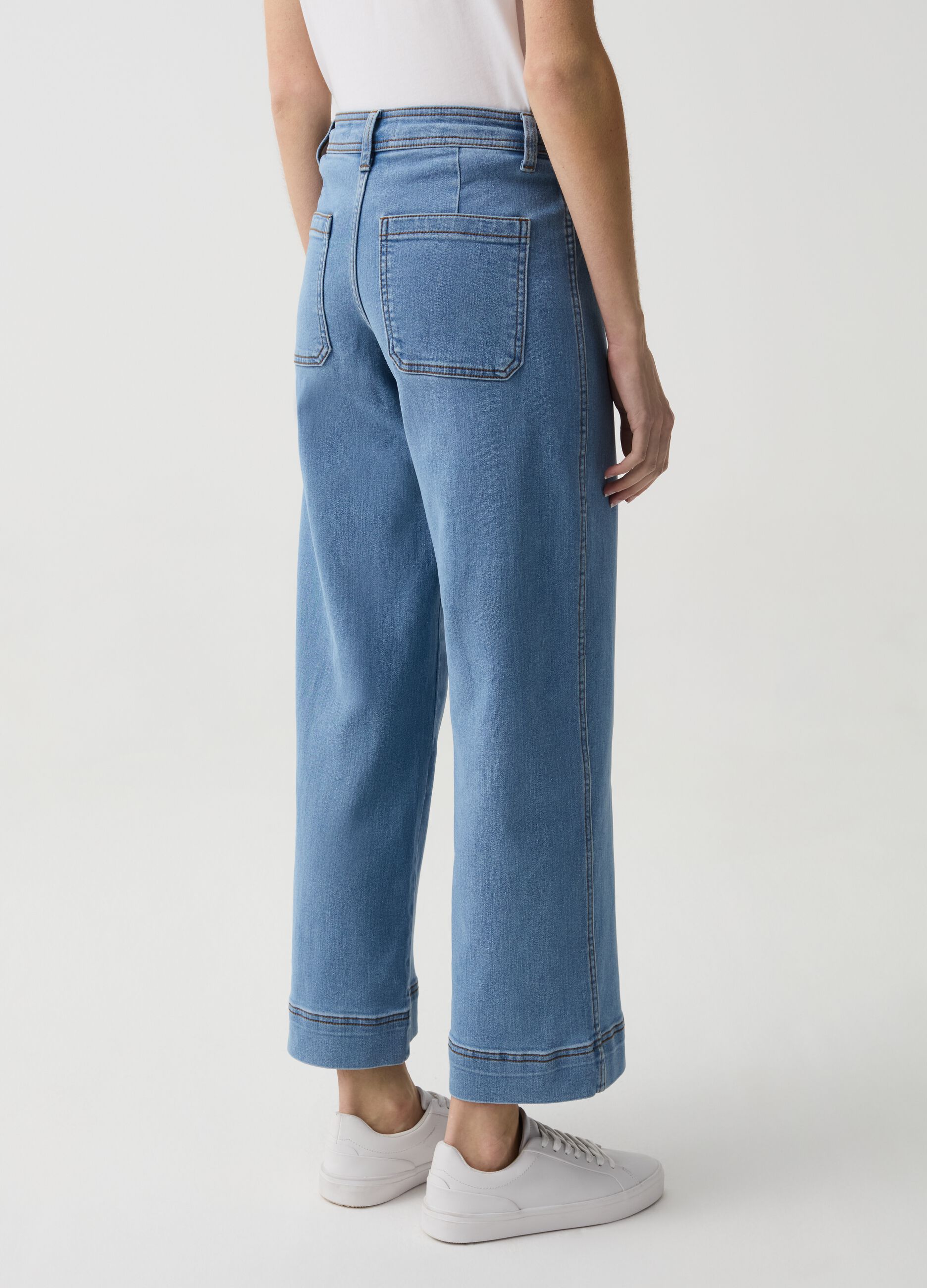 Wide-leg cropped culotte jeans