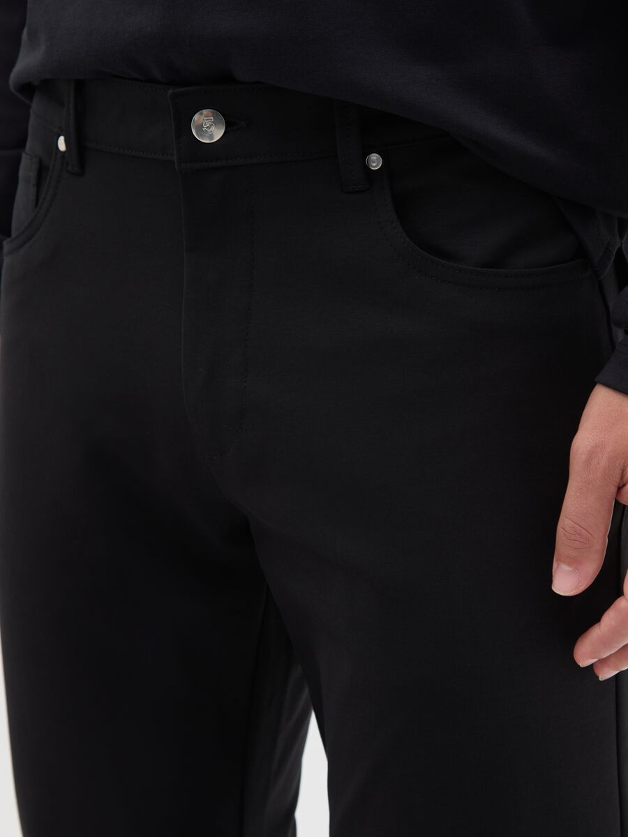 Black Cotton Blend Slim Fit Trousers_3
