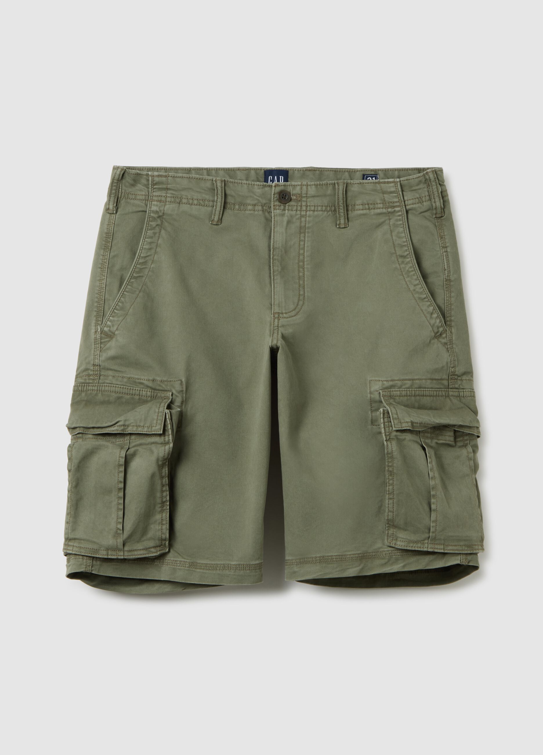 Bermuda cargo shorts in cotton and Lyocell
