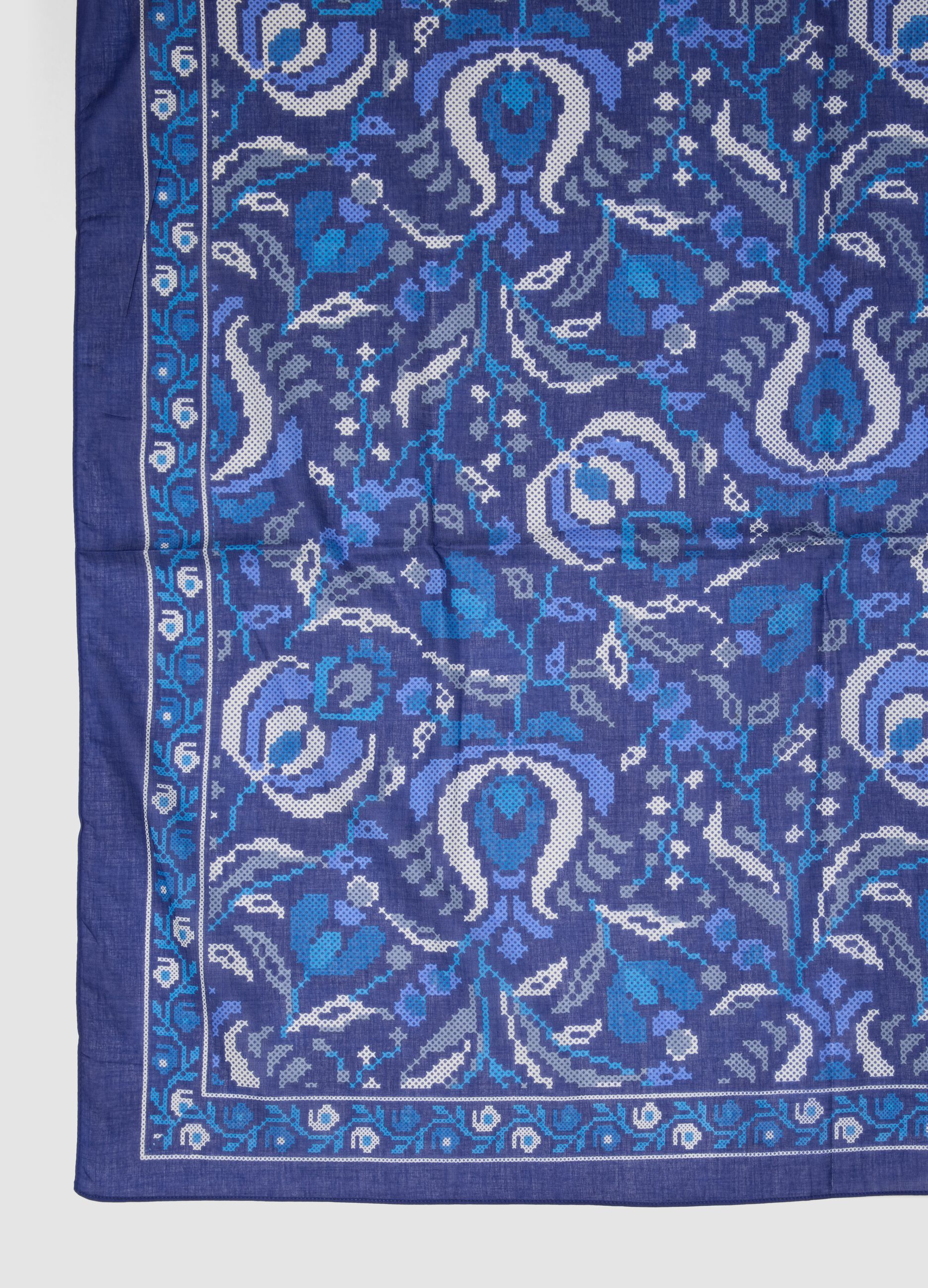 Blaues Pareo aus reiner Baumwolle mit Print
