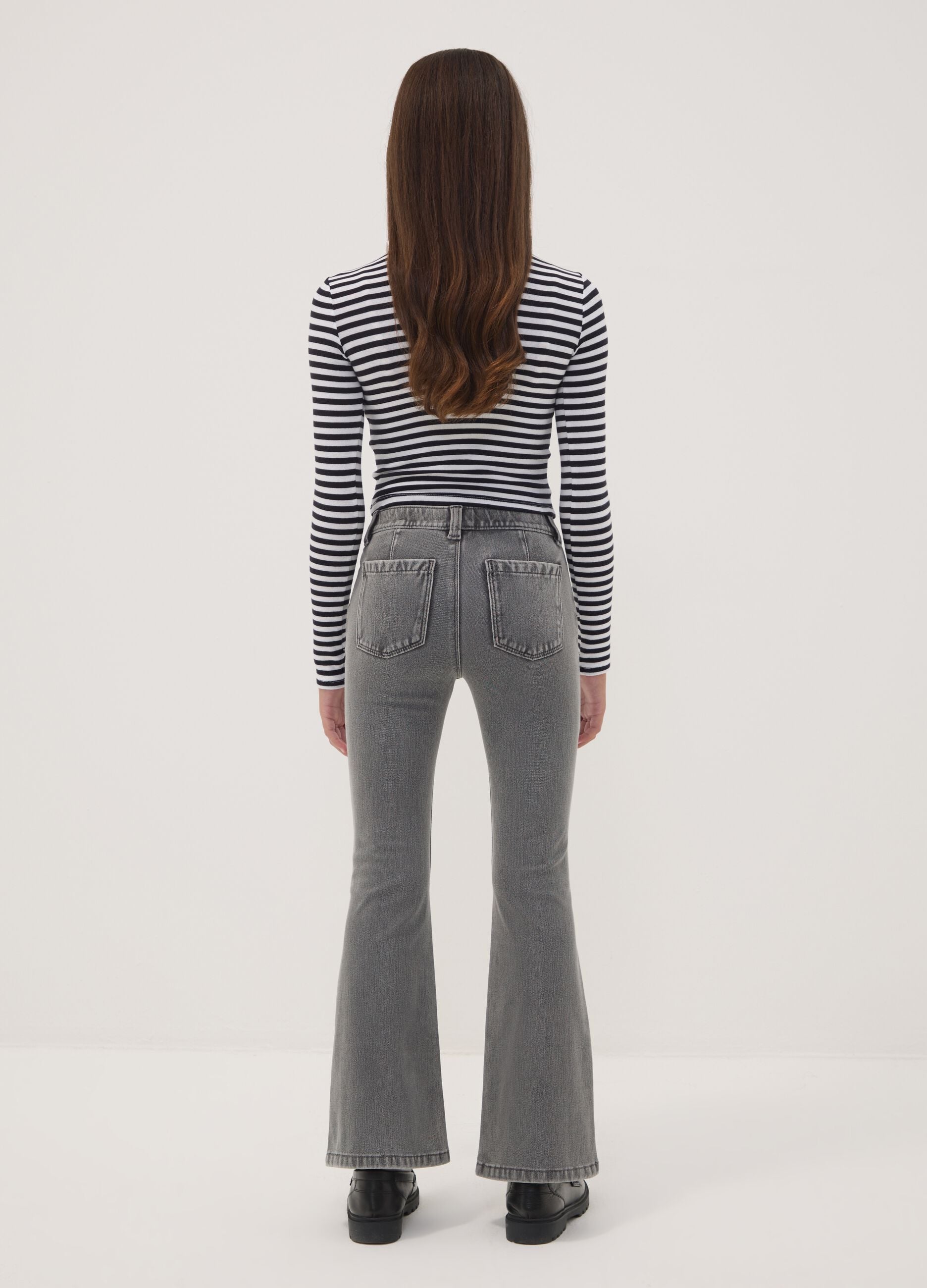 Girls&rsquo; grey flared jeggings in stretch cotton