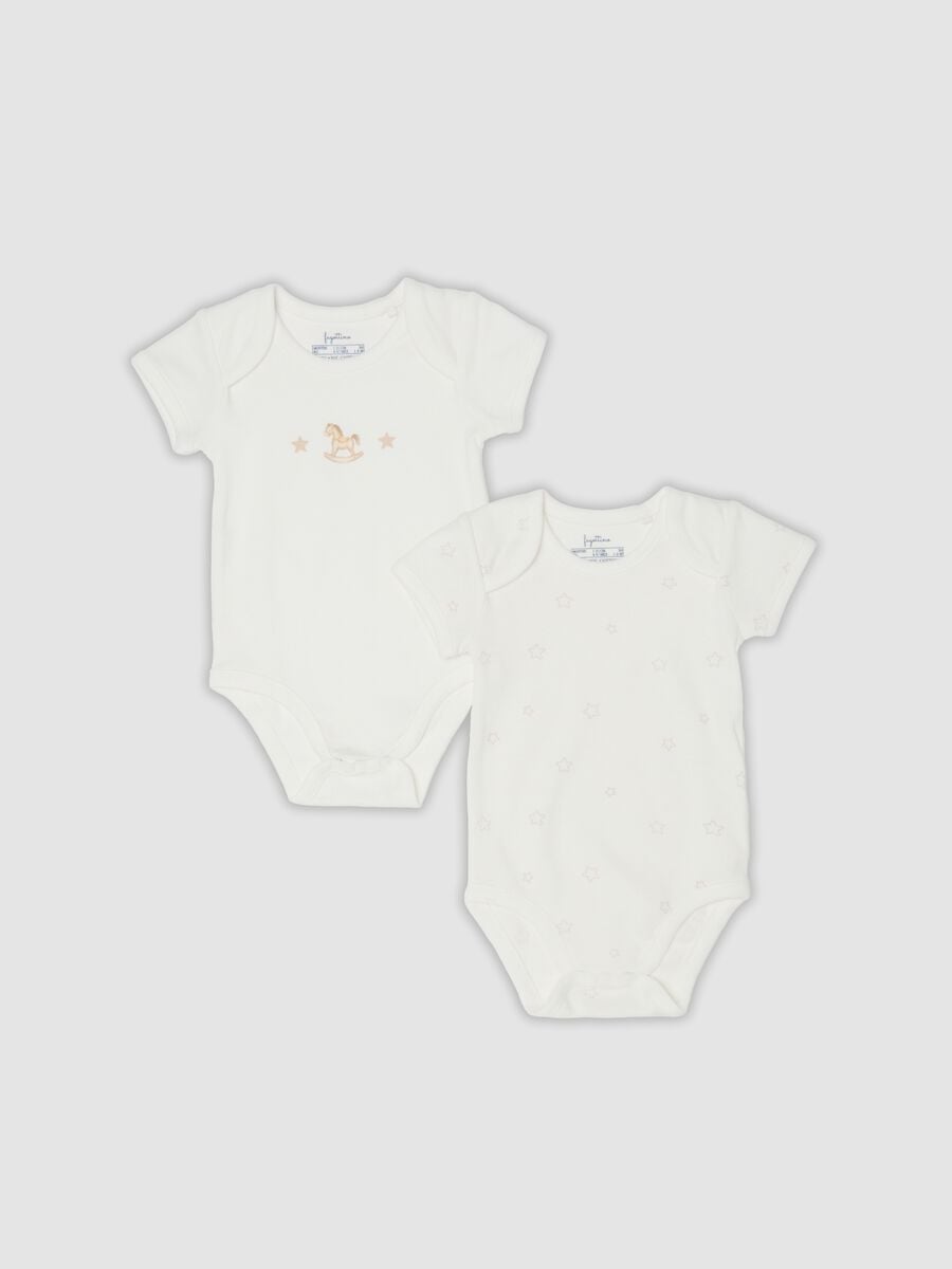 Two-pack of white organic cotton bodysuits with prints_0