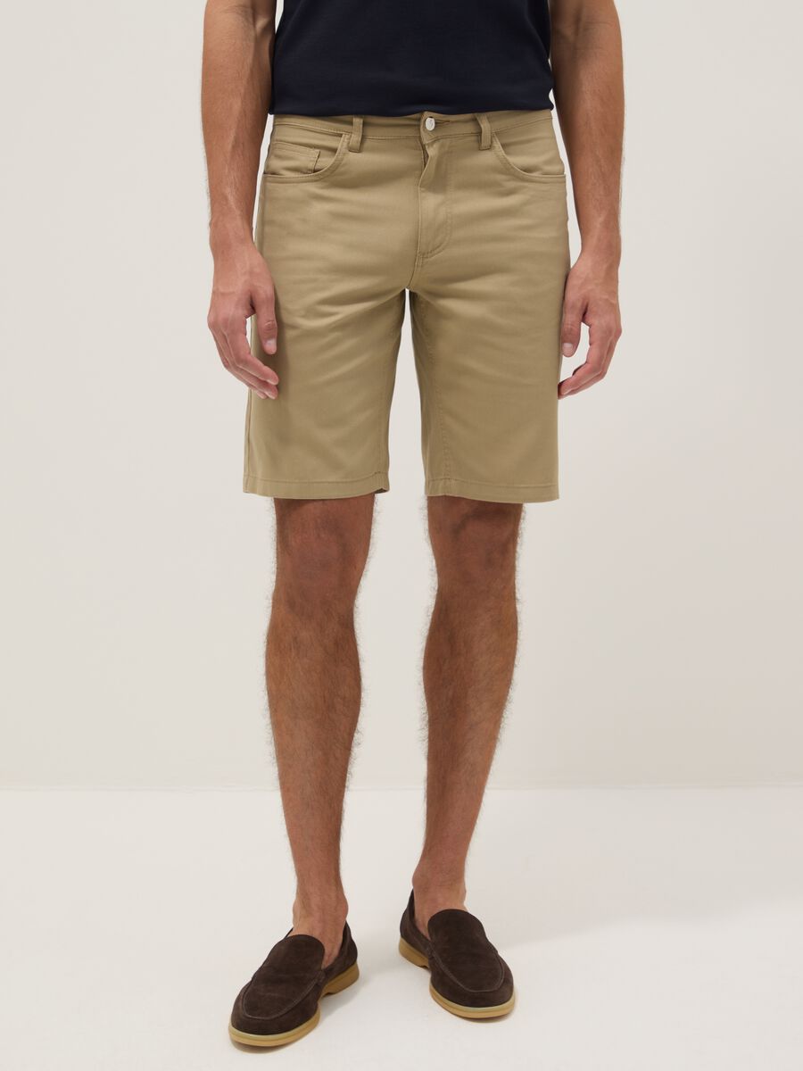 Beige pure cotton regular-fit shorts_2