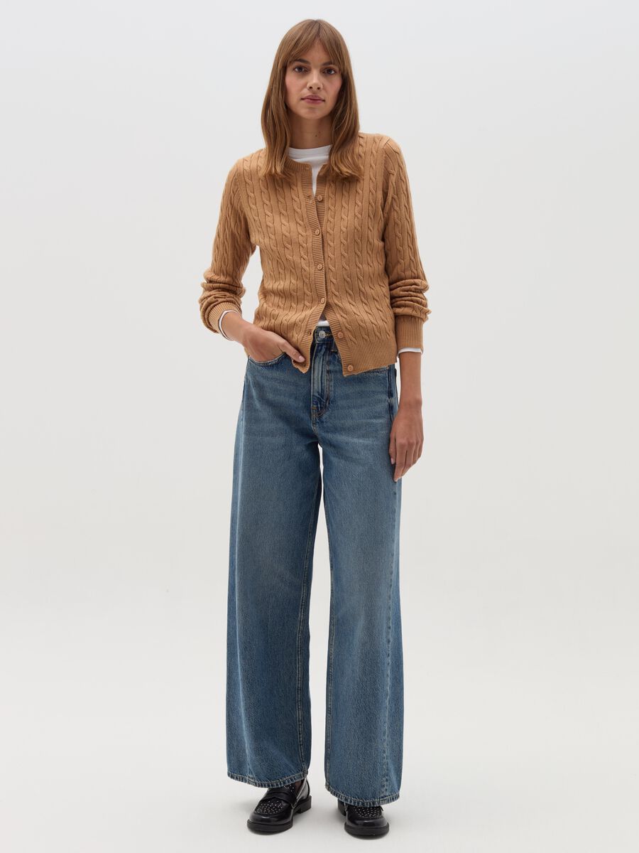 Ribbed cardigan with cable-knit design_1