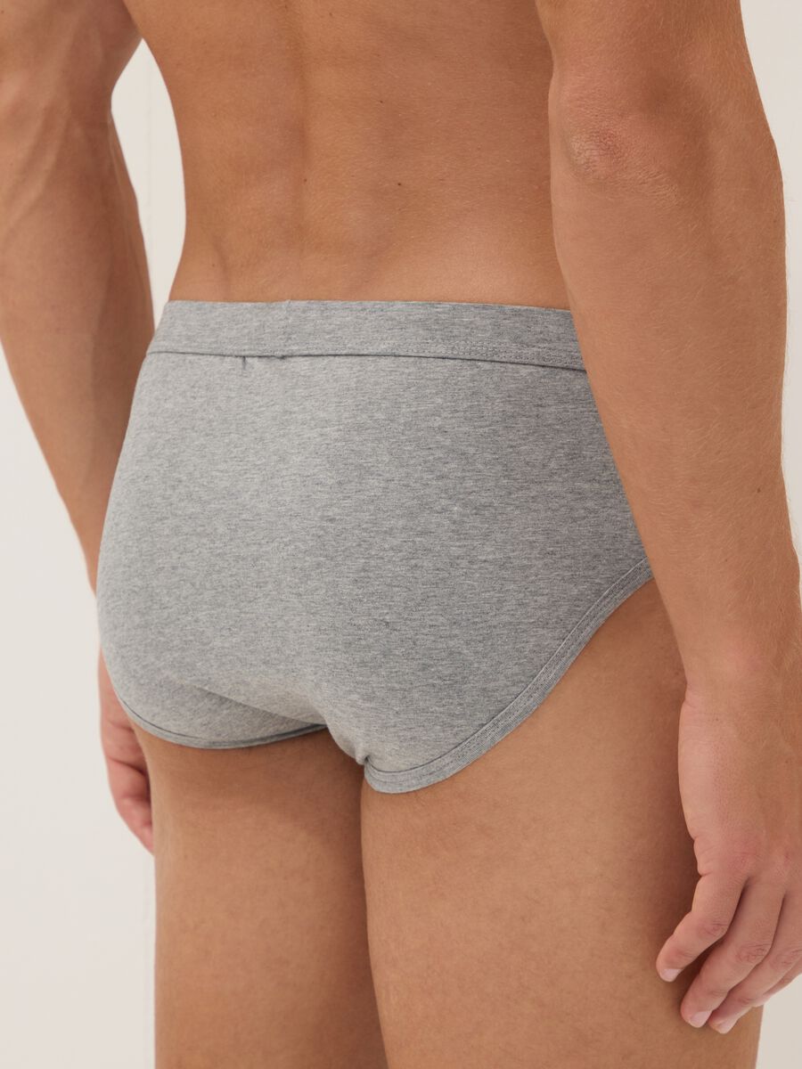 2-pack of grey Supima stretch cotton briefs_2