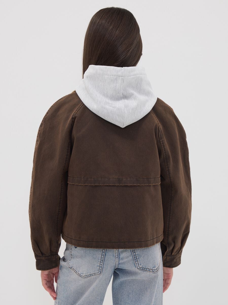 Brown cotton-blend jacket with contrast collar for girls_2
