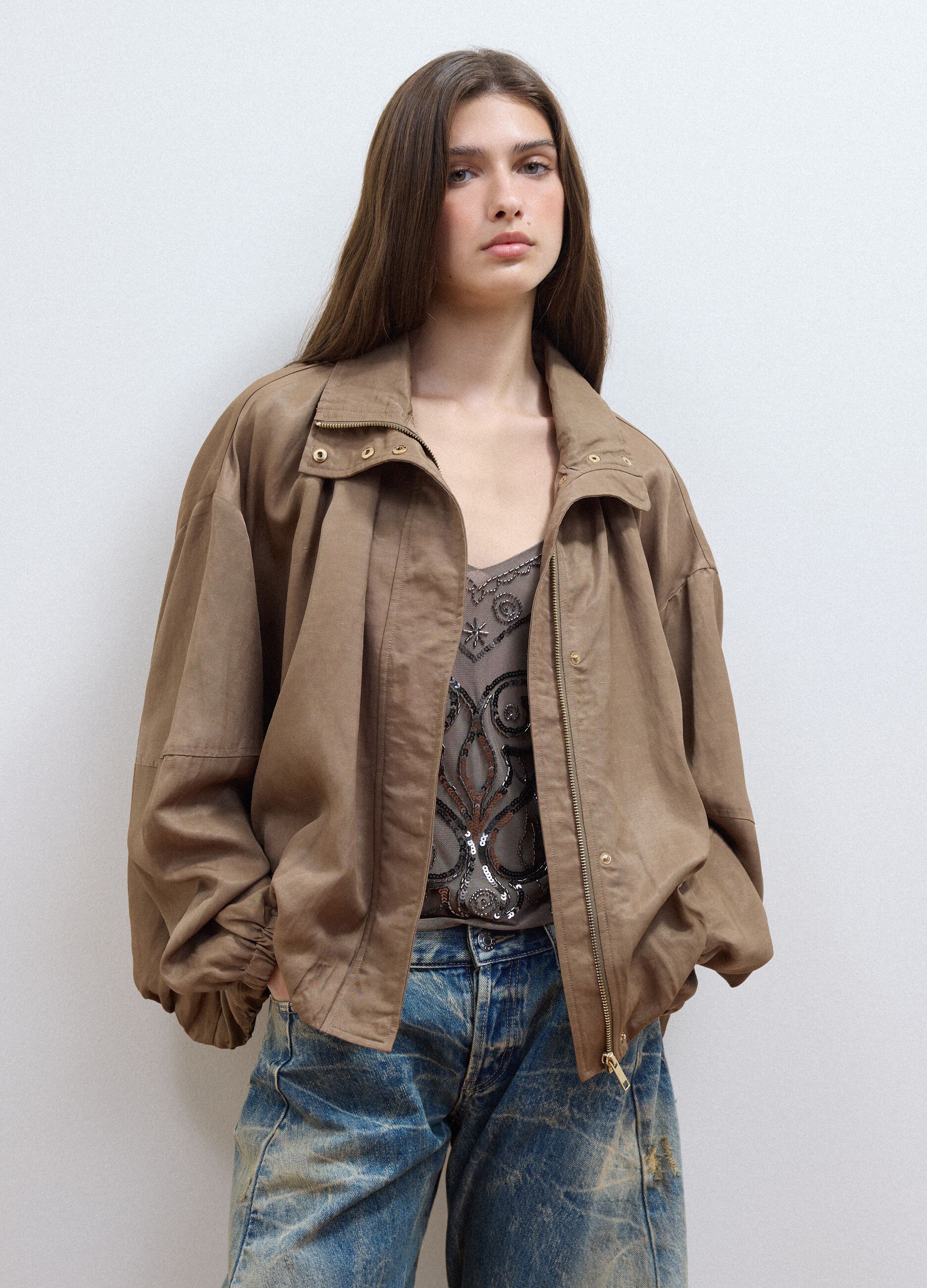 Brown regular-fit jacket in viscose and linen blend