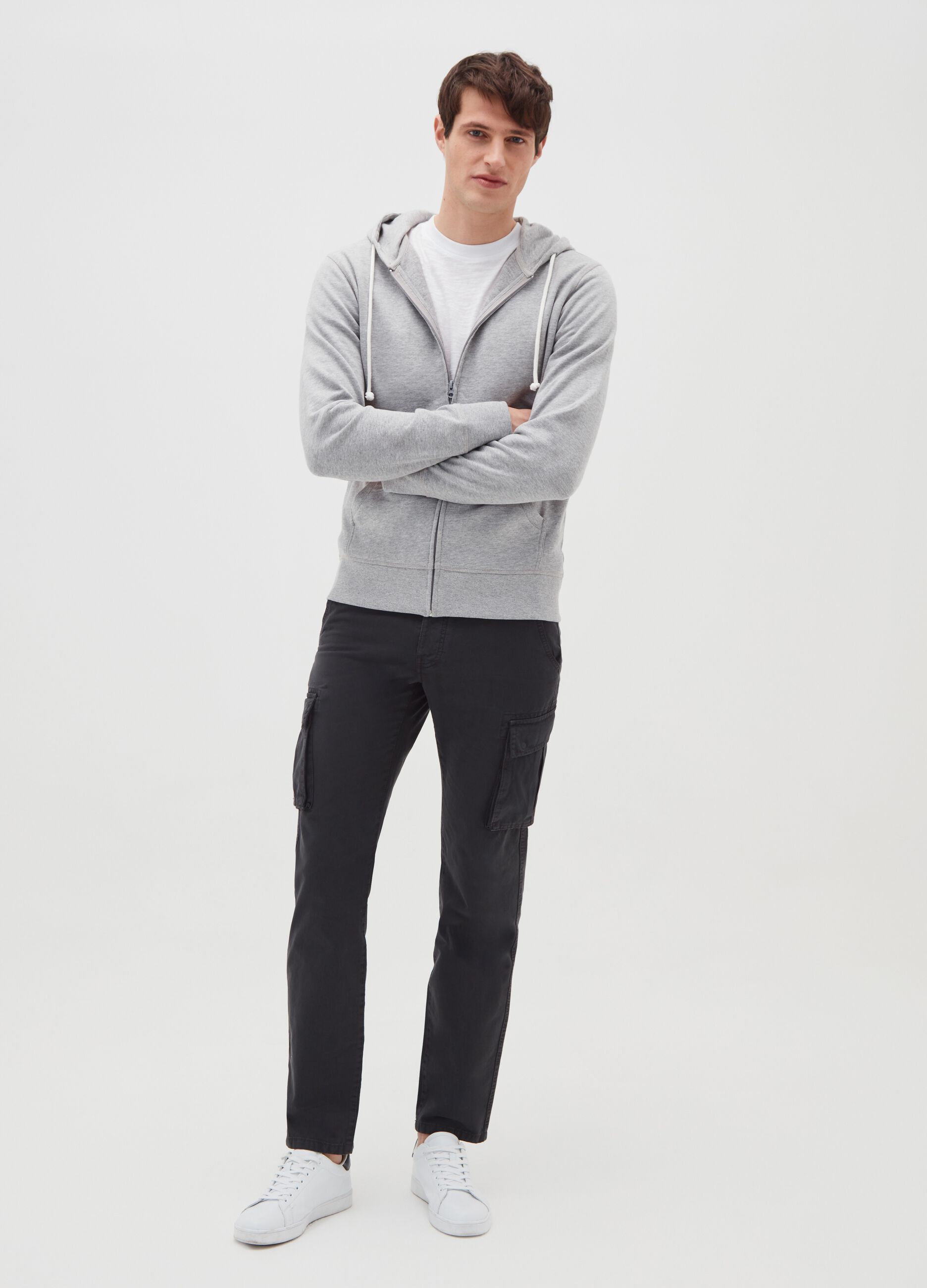 Cargo chino trousers in 100% cotton