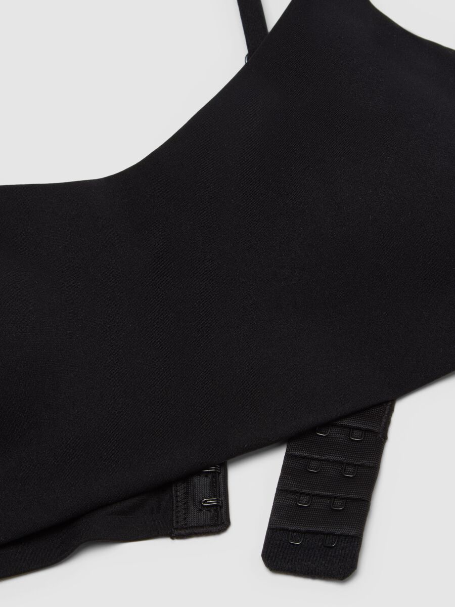 Black bralette with removable padding_5
