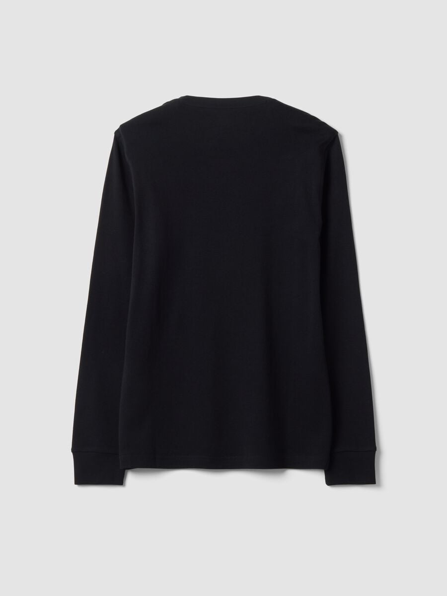 Black pure cotton V-neck T-shirt, regular fit_2
