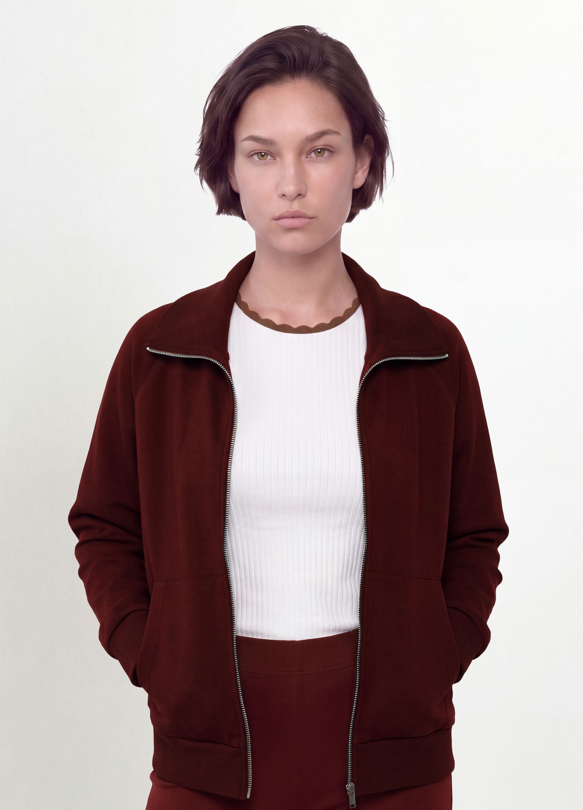 Red stretch viscose sweatshirt with turtleneck, regular fit