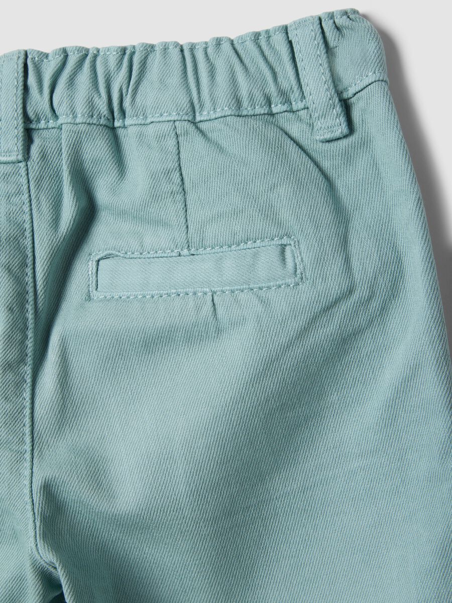 Blue pure cotton regular fit shorts for boys_3