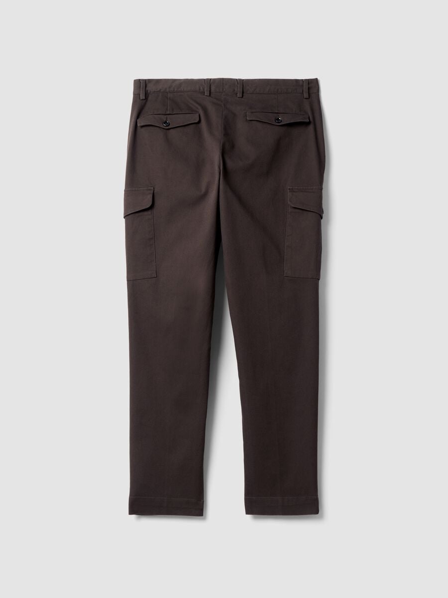 Pantal&oacute;n cargo marr&oacute;n de twill de algod&oacute;n el&aacute;stico, comfort fit_2