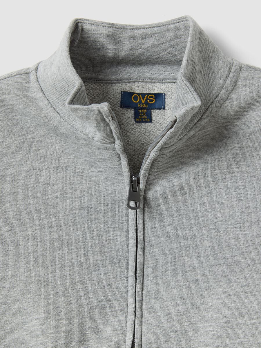 Grey organic cotton sweatshirt with high neck for boys_2