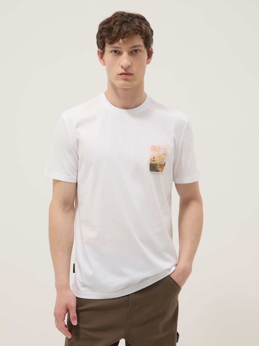 Wei&szlig;es T-Shirt aus reiner Baumwolle mit Print, Regular Fit_0