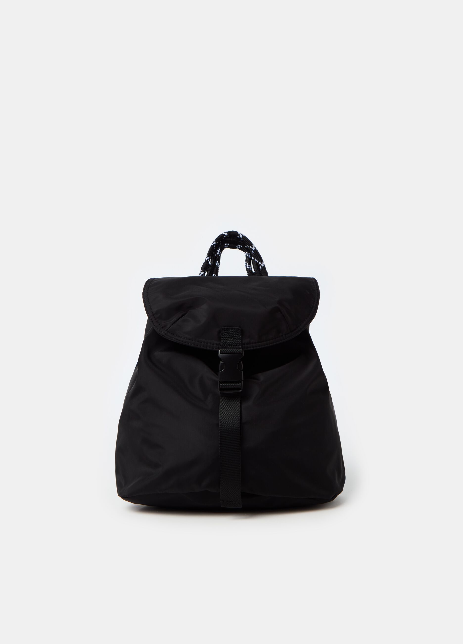 Essential backpack with flap