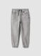 Grey jog denim in a cotton and viscose blend, relaxed fit for boys_3
