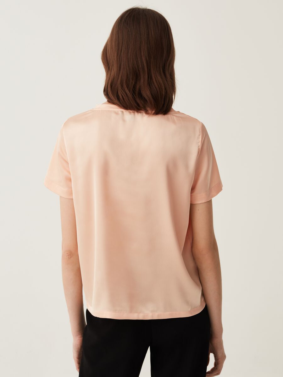 Satin blouse with short sleeves_2