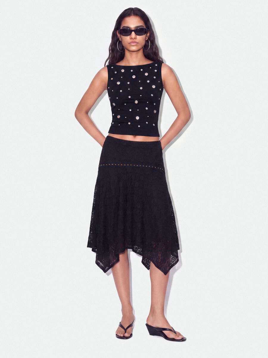 Black stretch cotton top with metal eyelets, regular fit_2