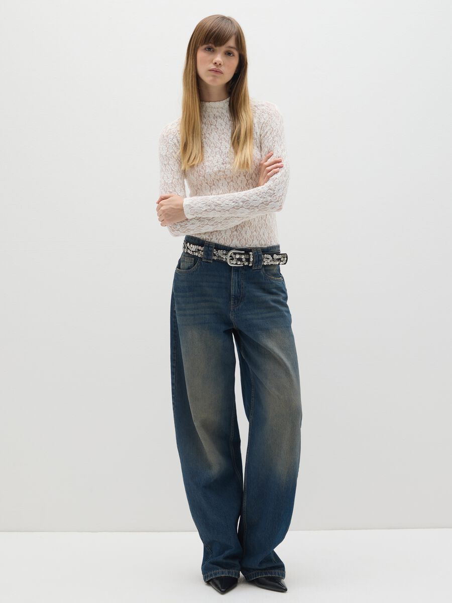 Langärmliges weißes Spitzen-T-Shirt_1