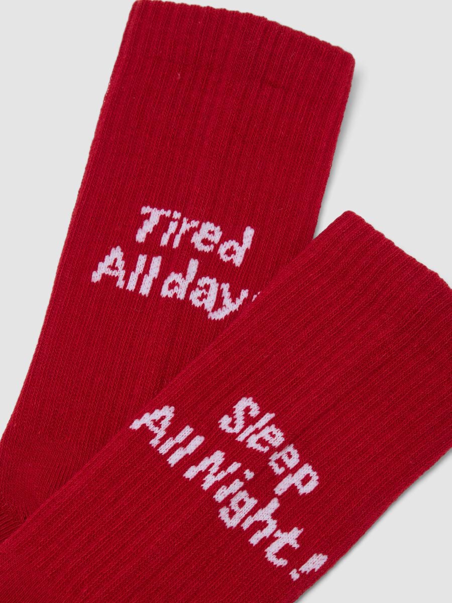 Chaussettes de sport rouges en coton stretch_1