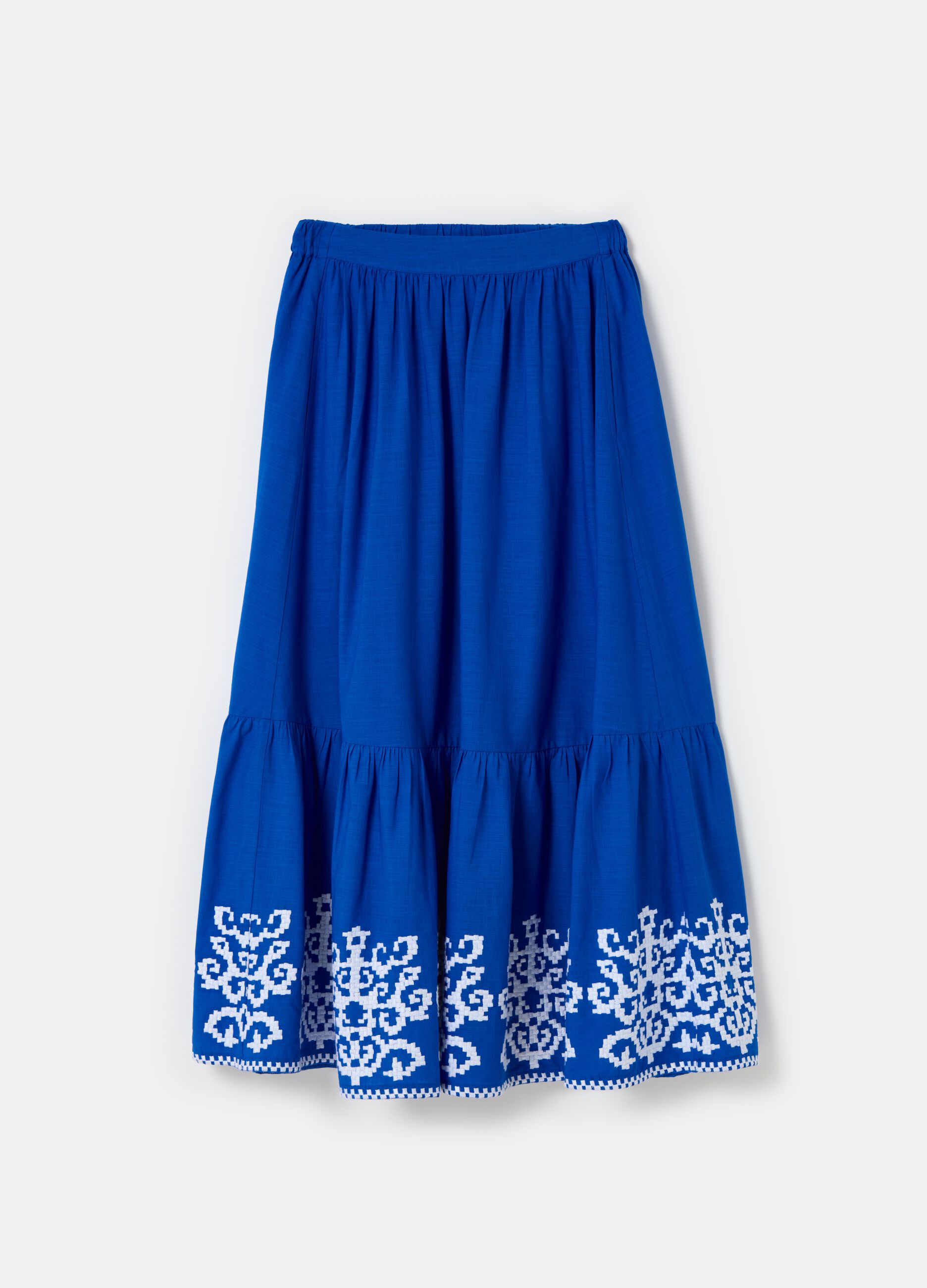Long skirt with ethnic embroidery flounce