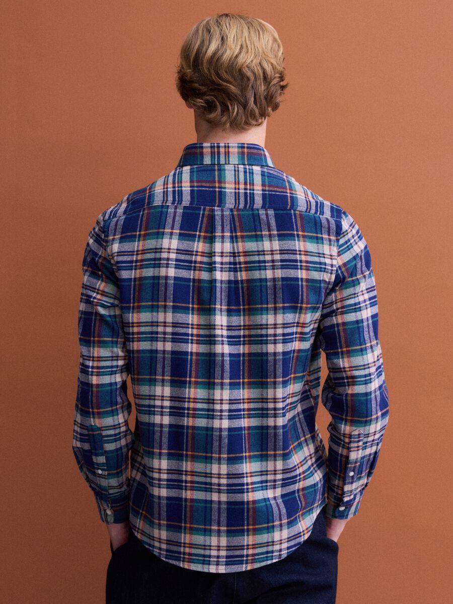 Camisa de franela de algod&oacute;n puro a cuadros azul y verde, corte regular_3