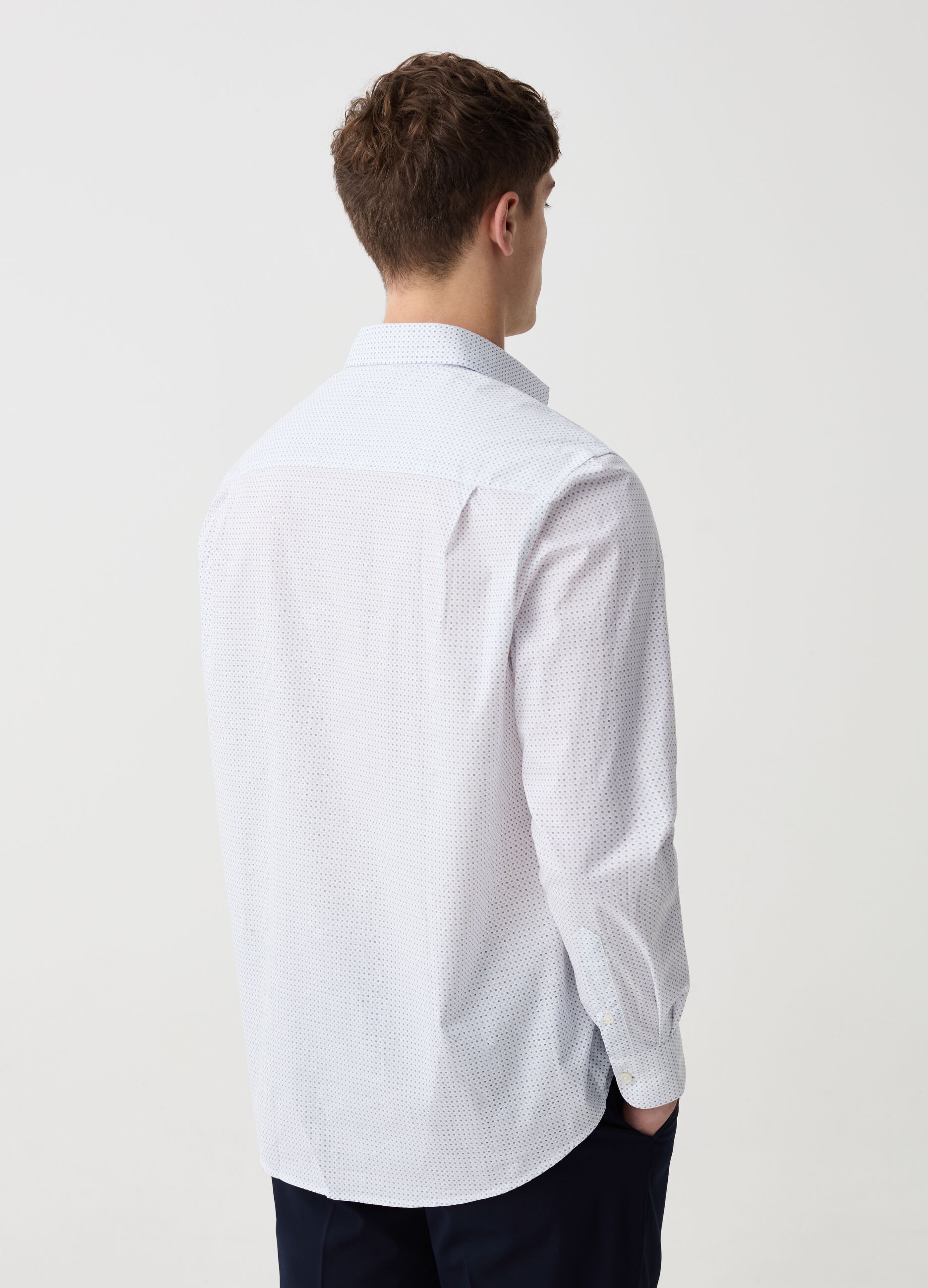 Regular-fit shirt with micro pattern