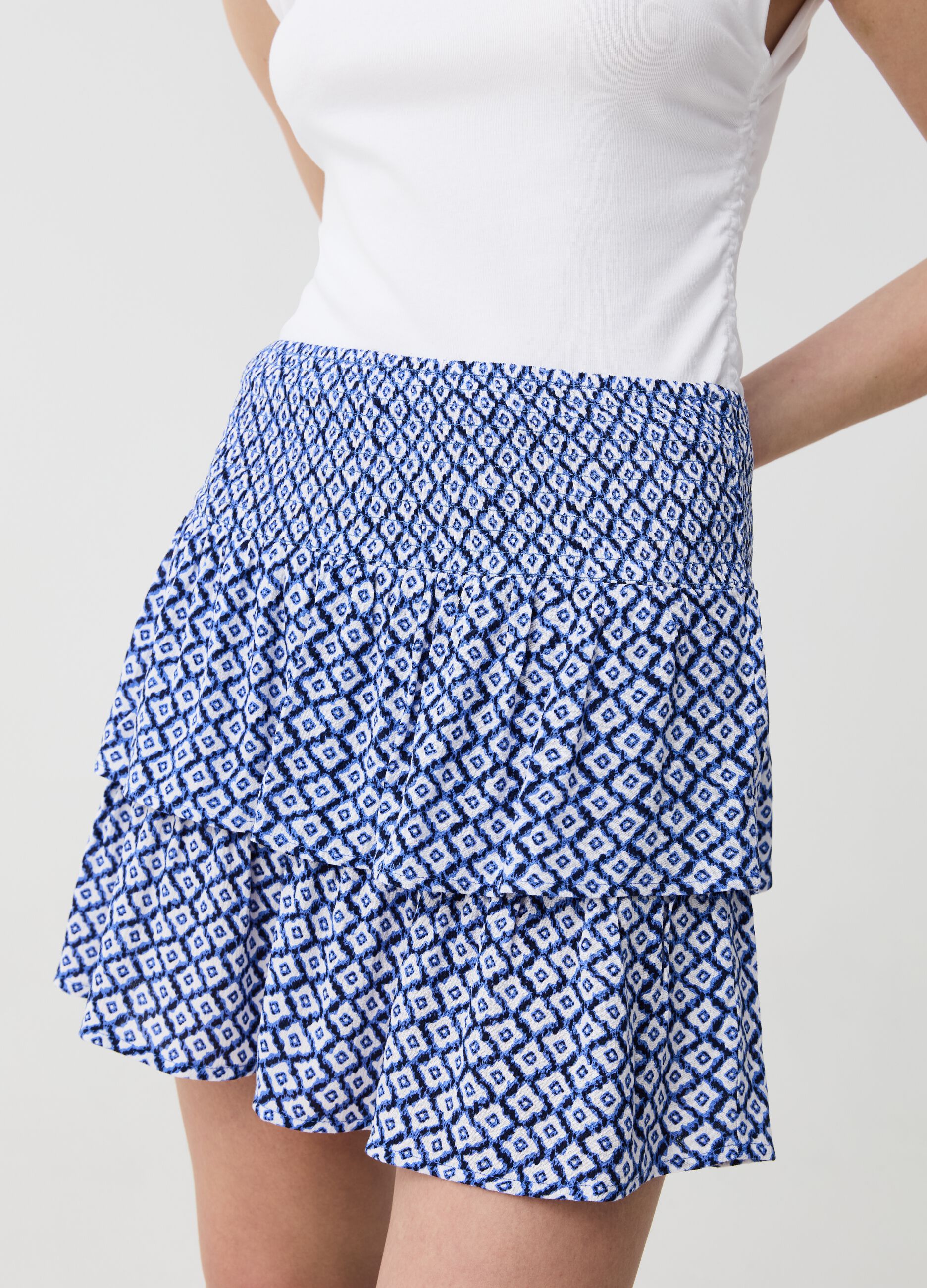 Tiered miniskirt with pattern