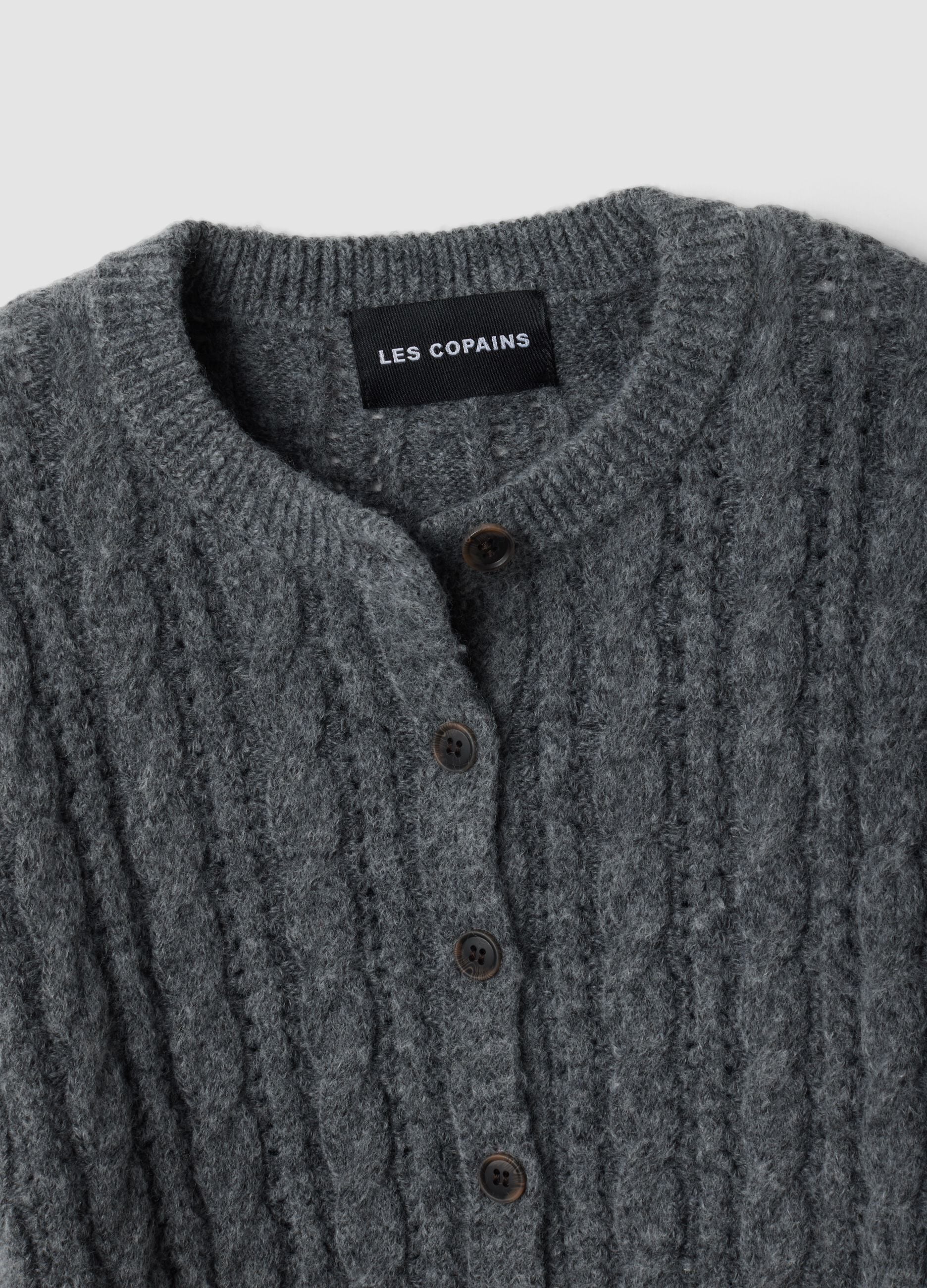 Cardigan cinzento em mistura de l&atilde; com tran&ccedil;as