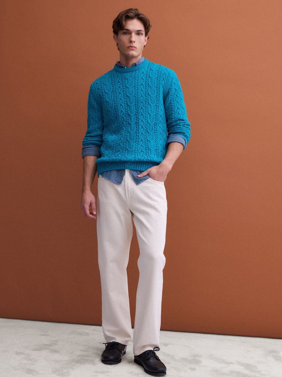Maglia azzurra girocollo in misto lana con lavorazione jacquard_1