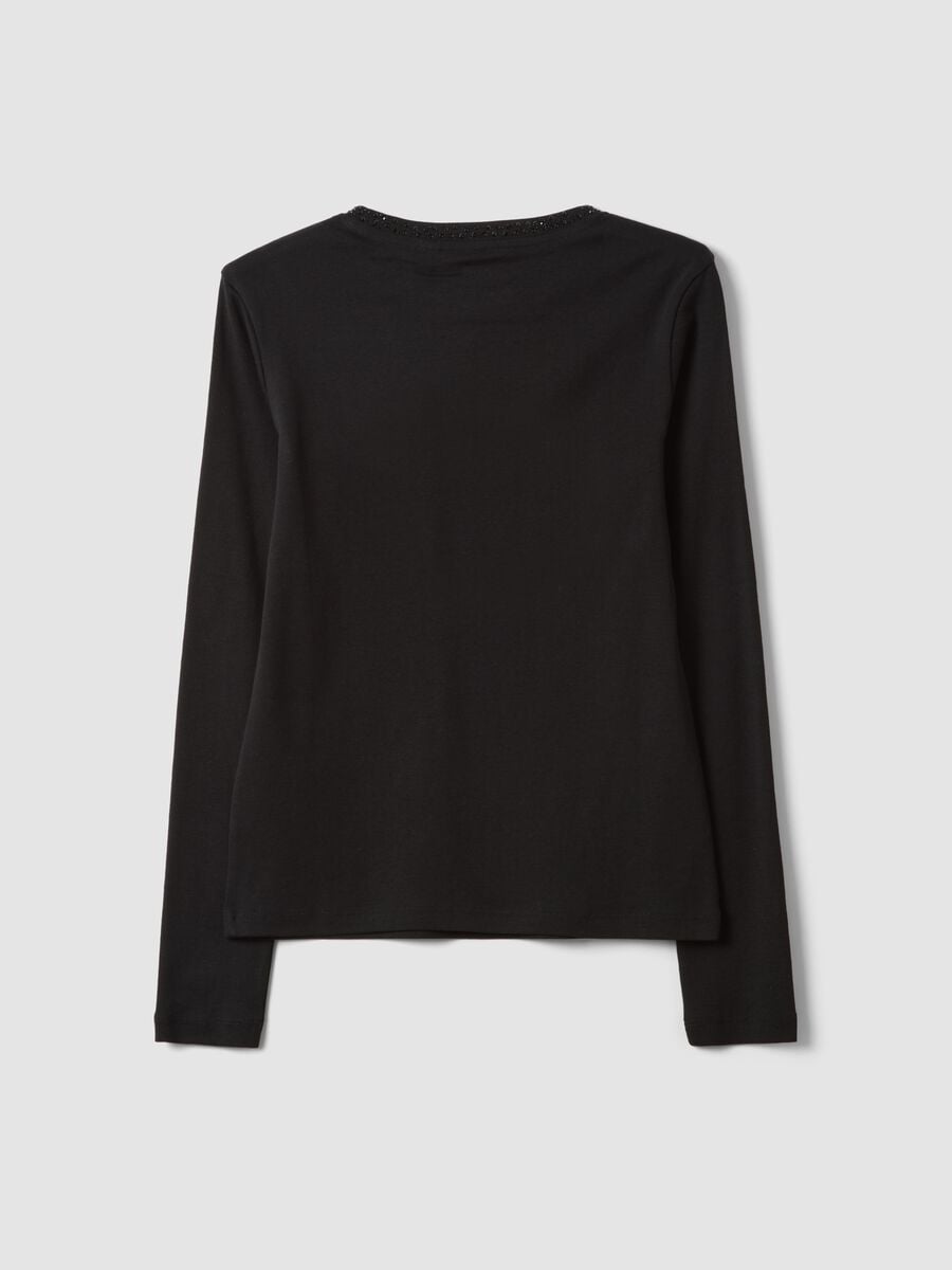 Schwarzes T-Shirt aus reiner Baumwolle mit Strassdetail_1