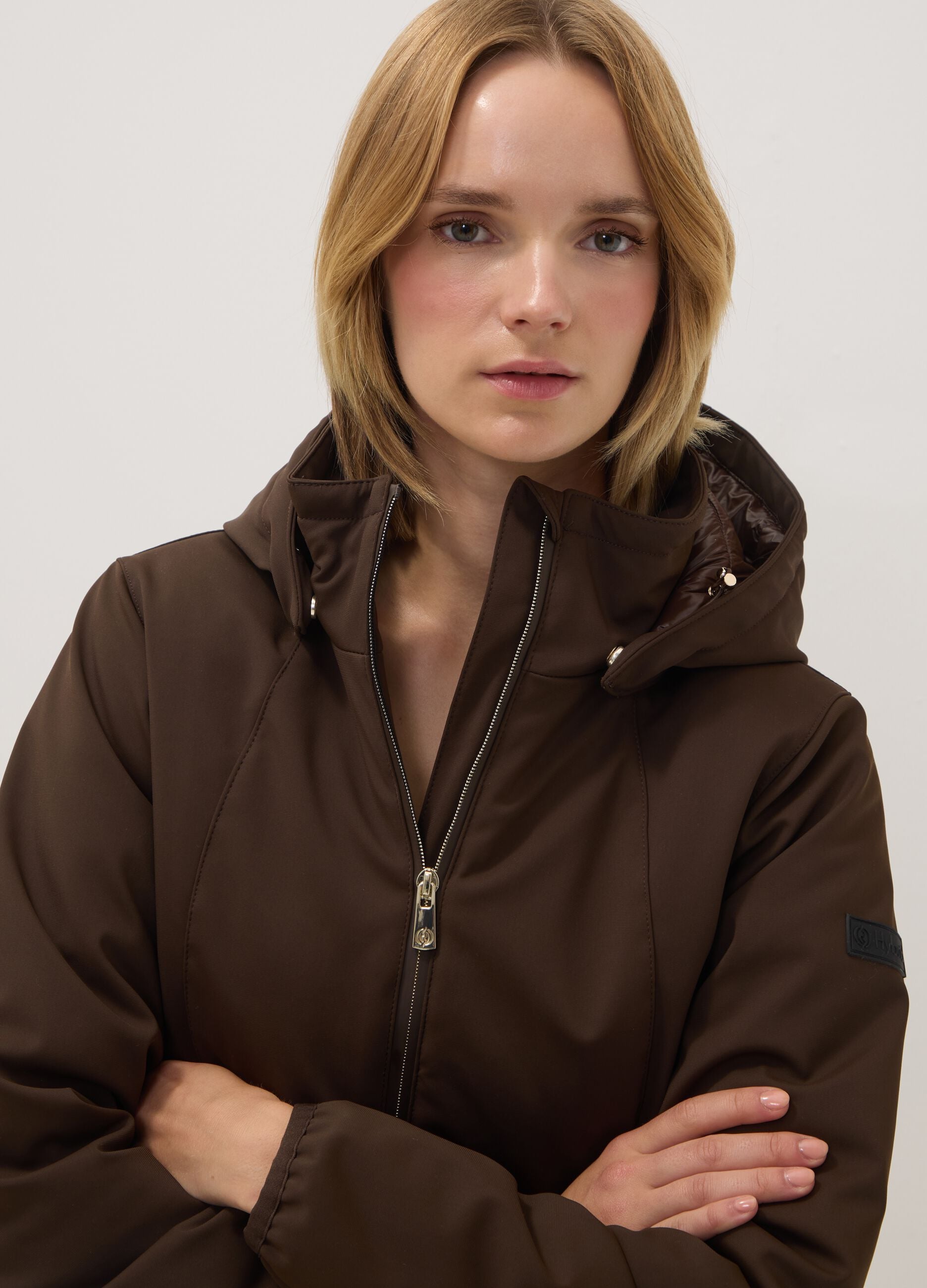 Brown stretch-fabric parka with hood, regular fit