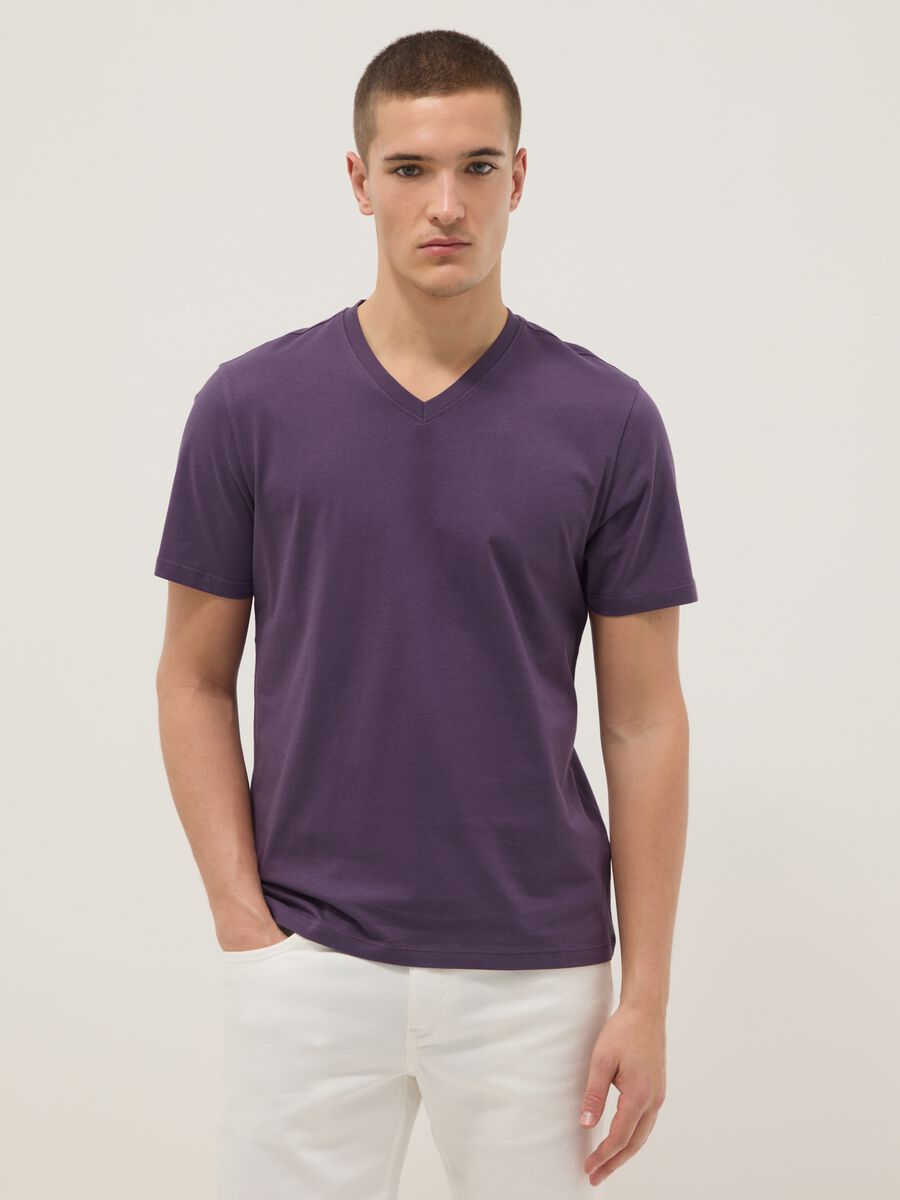 Purple pure cotton regular fit V-neck T-shirt_0