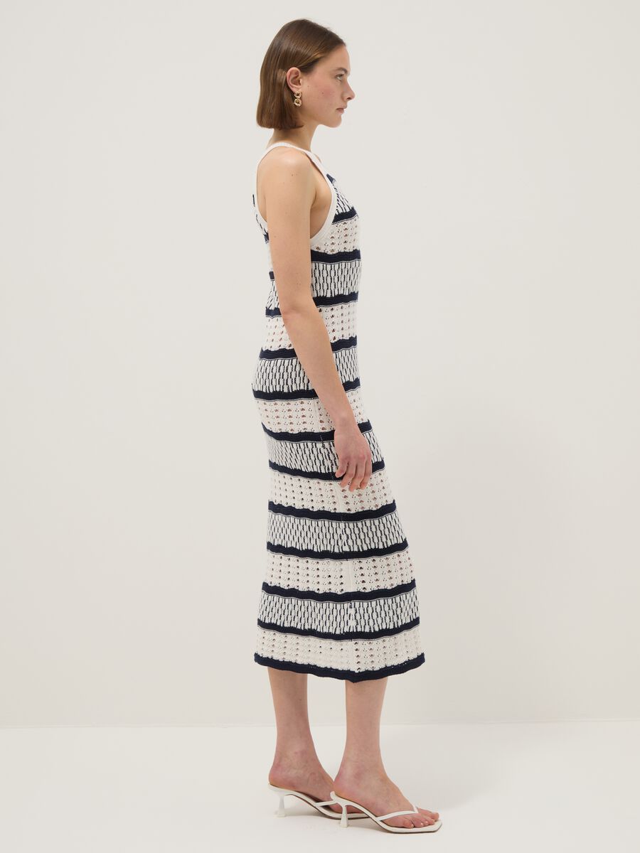 Fitted maxi dress in pure cotton with openwork knit and multicolour stripes_3